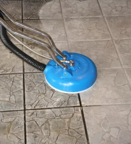 Tile-and-grout-cleaning-service